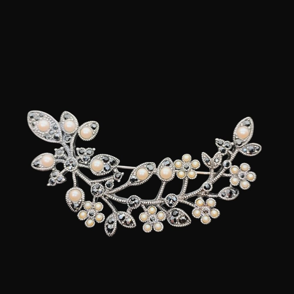 Monet Large Black Rhinestone & Faux Pearl Flower Spray Brooch Silver Tone 3.5"